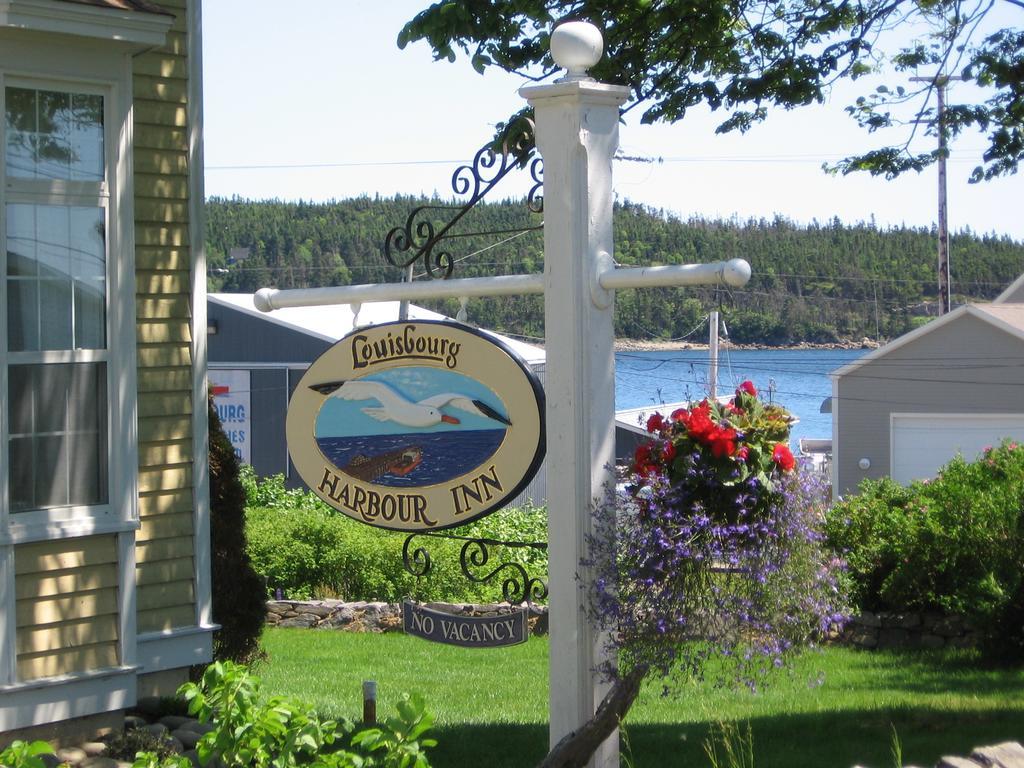 Louisbourg Harbour Inn Exterior photo
