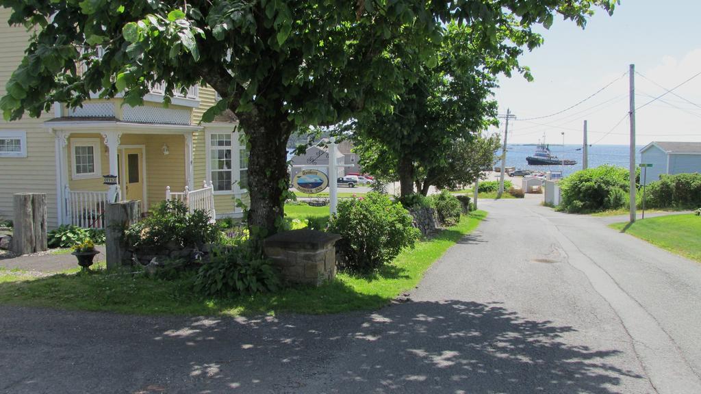 Louisbourg Harbour Inn Exterior photo