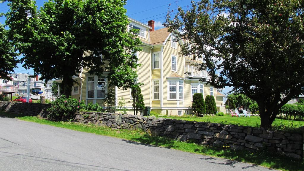 Louisbourg Harbour Inn Exterior photo