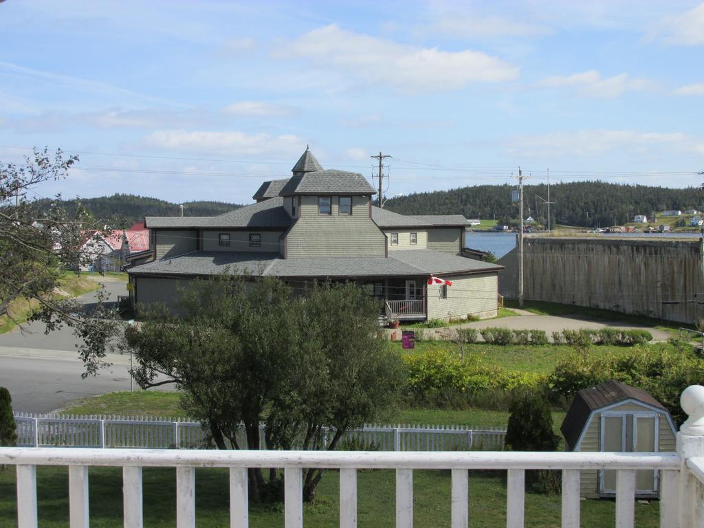 Louisbourg Harbour Inn Exterior photo