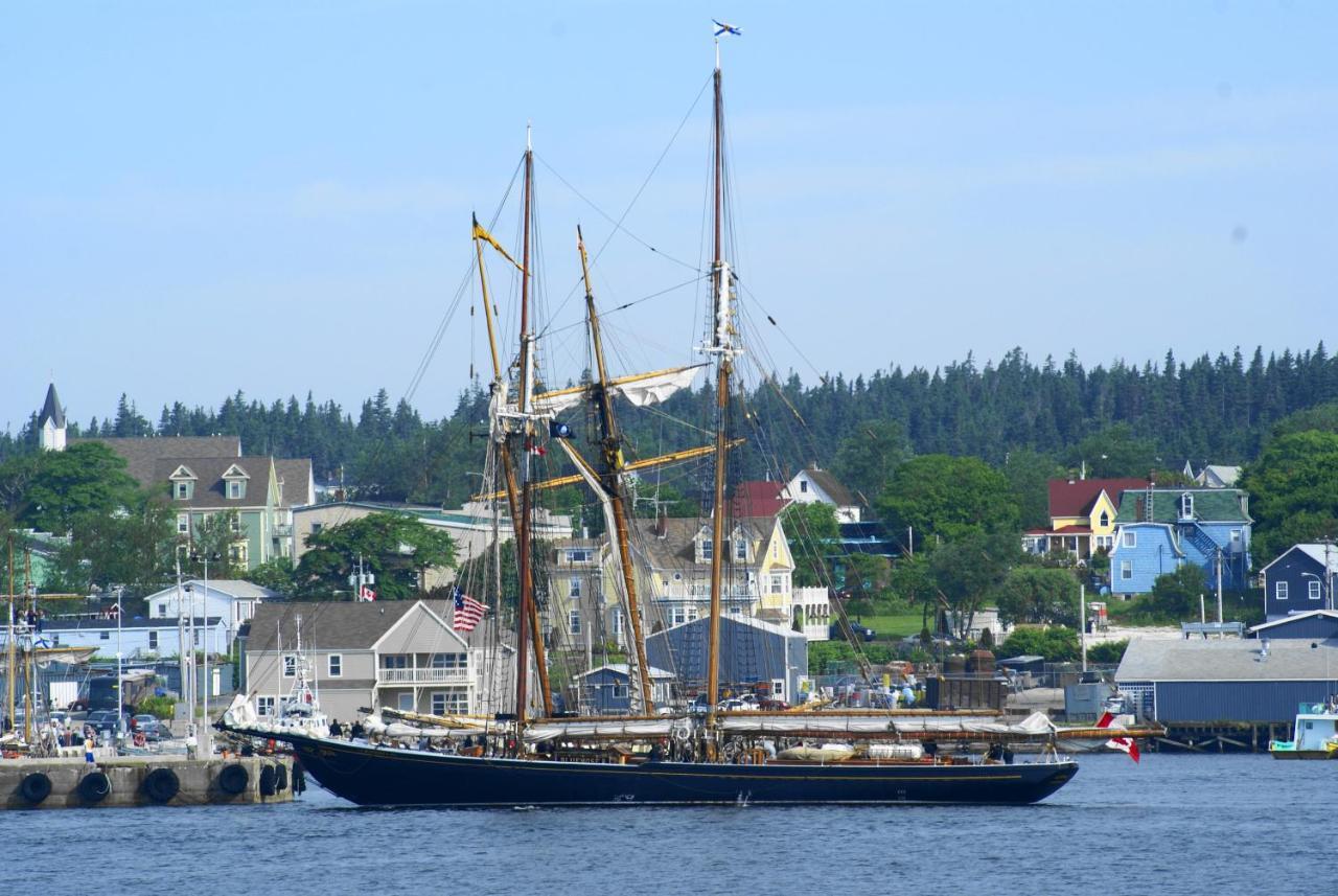 Louisbourg Harbour Inn Exterior photo