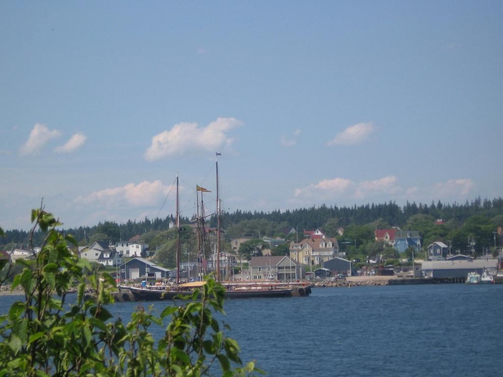 Louisbourg Harbour Inn Exterior photo